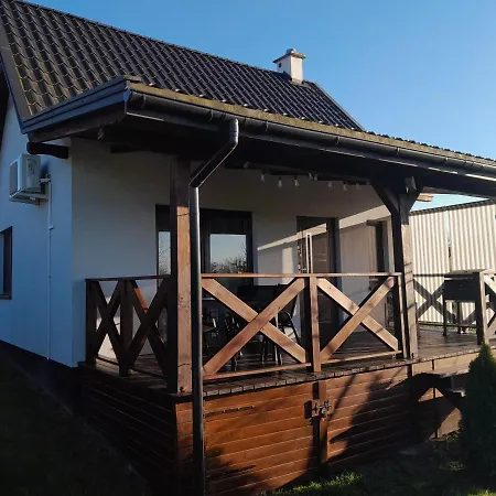 Domek Nad Jeziorem Skarlinskim Дом отдыха Wawrowice